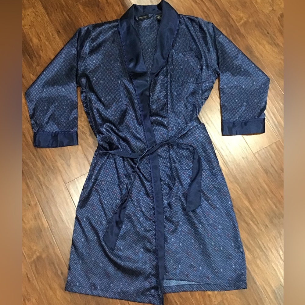 Vintage Claiborne Men’s Robe
